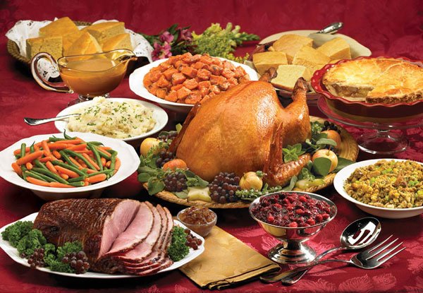 3 Holiday Eating Tips written by Joanna Castriotta  MS,RD, CSSN, LDN